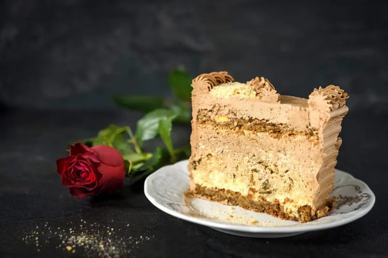 Torta Divlja ruža iz KMN poslastičarnice